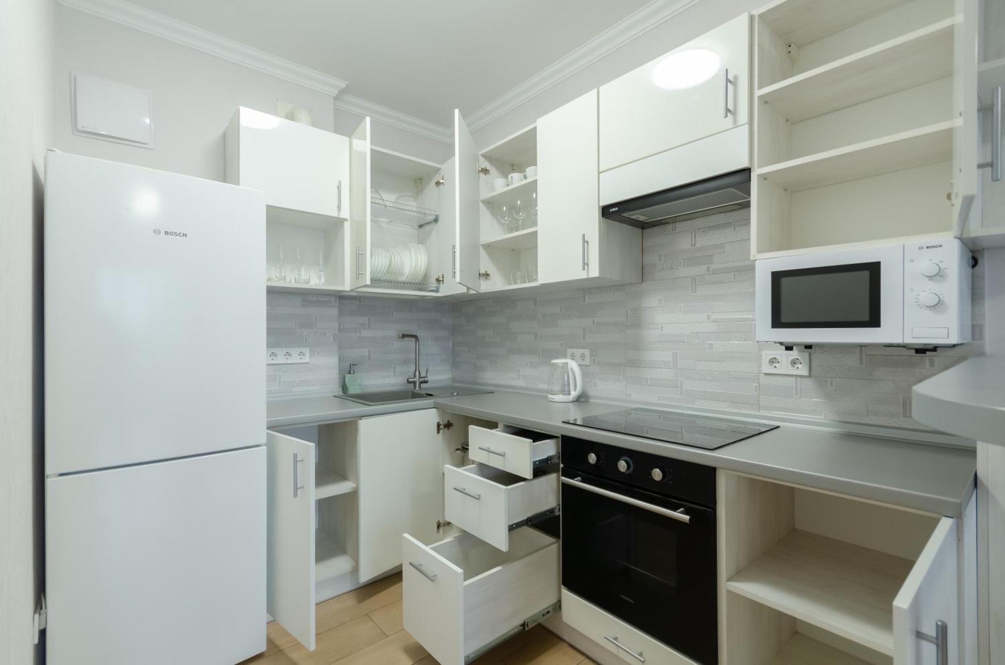 Petrovdom 41B-59B-90B-77B Stunning City View Apartments At Rc Kvartet, Central Railway Station Kyiv Exterior photo