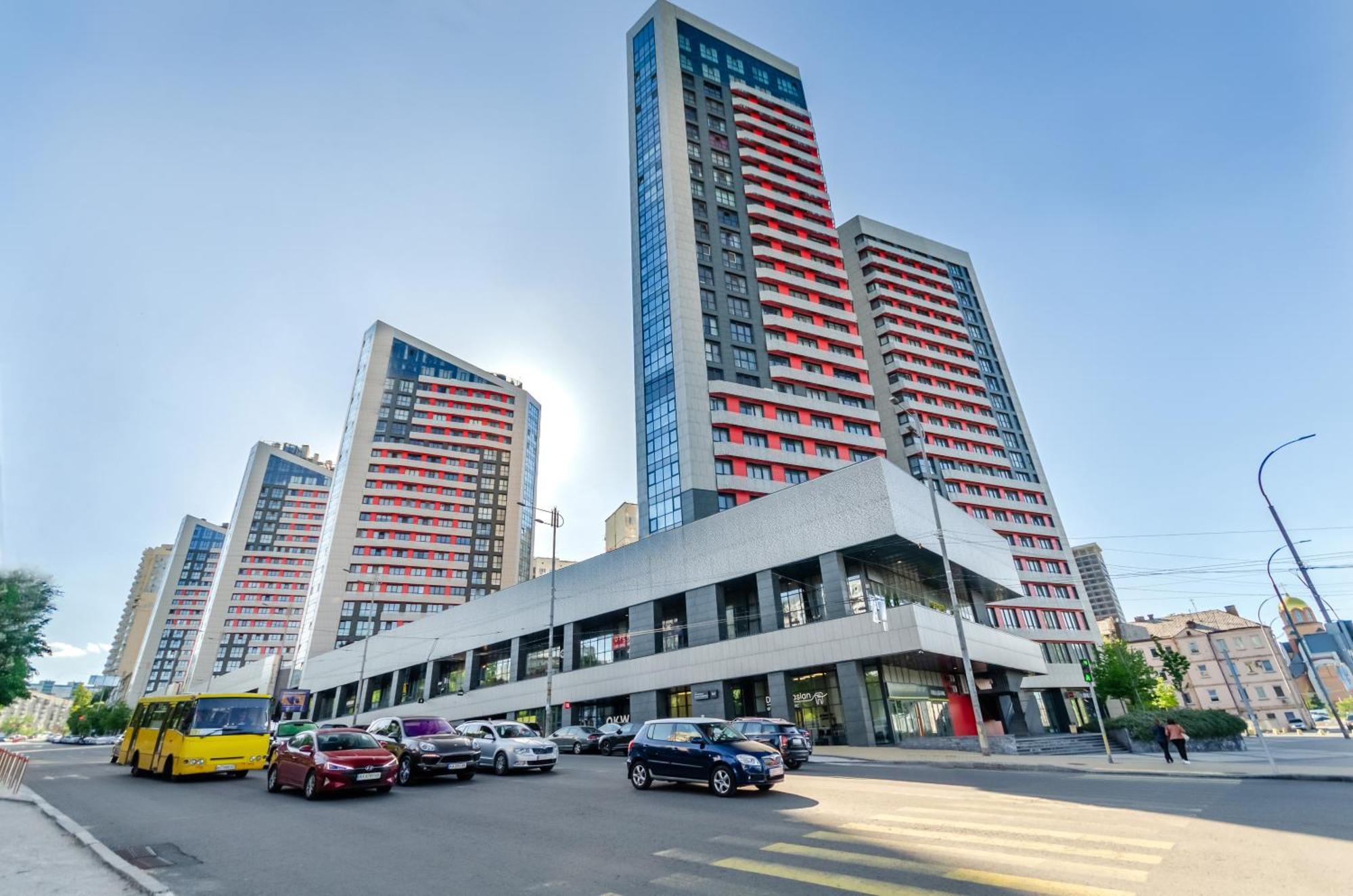 Petrovdom 41B-59B-90B-77B Stunning City View Apartments At Rc Kvartet, Central Railway Station Kyiv Exterior photo